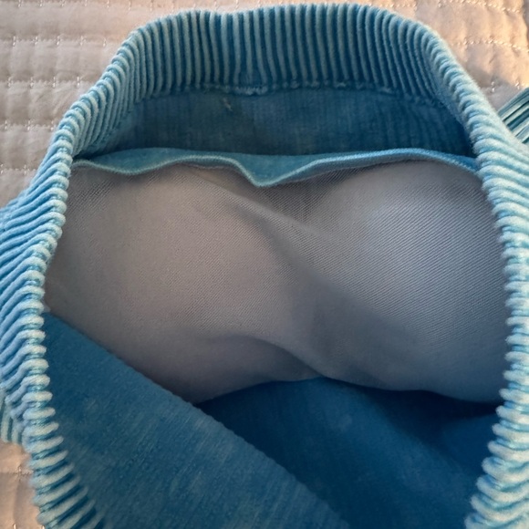 Zenana Outfitters Teal Ribbed Crop Top - Picture 4 of 4